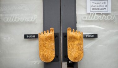 What the Allbirds 'Hail Mary' says about the AI trade right now