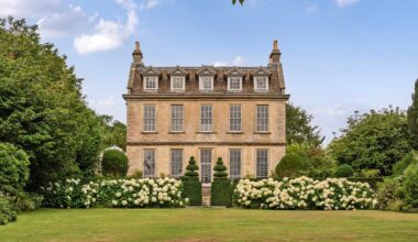 Inside an 18th-Century English Estate With Royal Connections, Which Just Listed For $6 Million