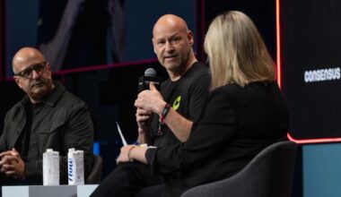 co-founder Joseph Lubin warns of the dangers of AI being controlled by a few big tech firms