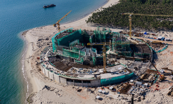 Vietnam's Phu Quoc struggles to secure enough workers to finish APEC 2027 sites in time