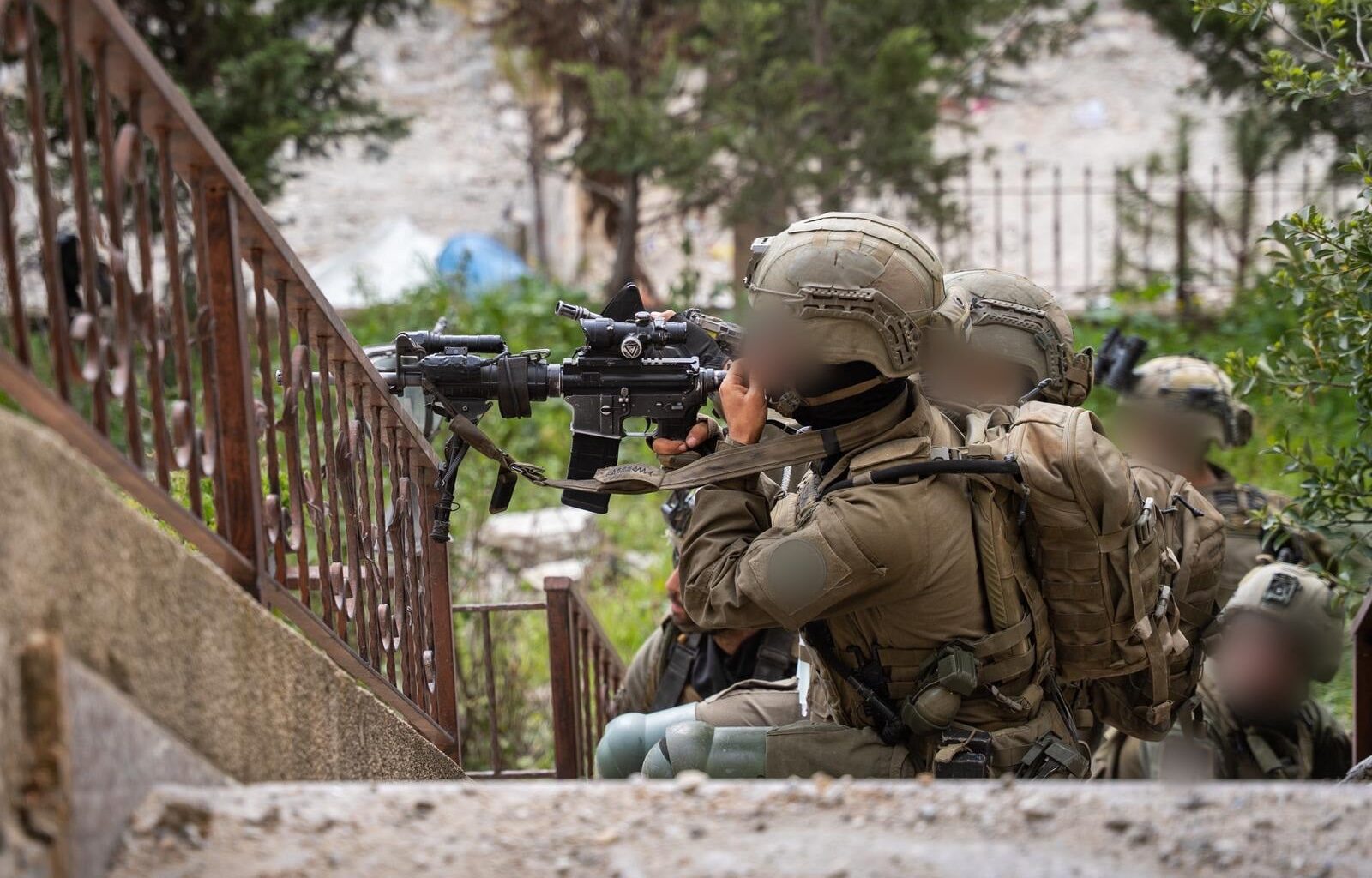 IDF says close to capturing Hezbollah's historic Bint Jbeil stronghold