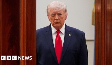 The insider trading suspicions looming over Trump's presidency - BBC