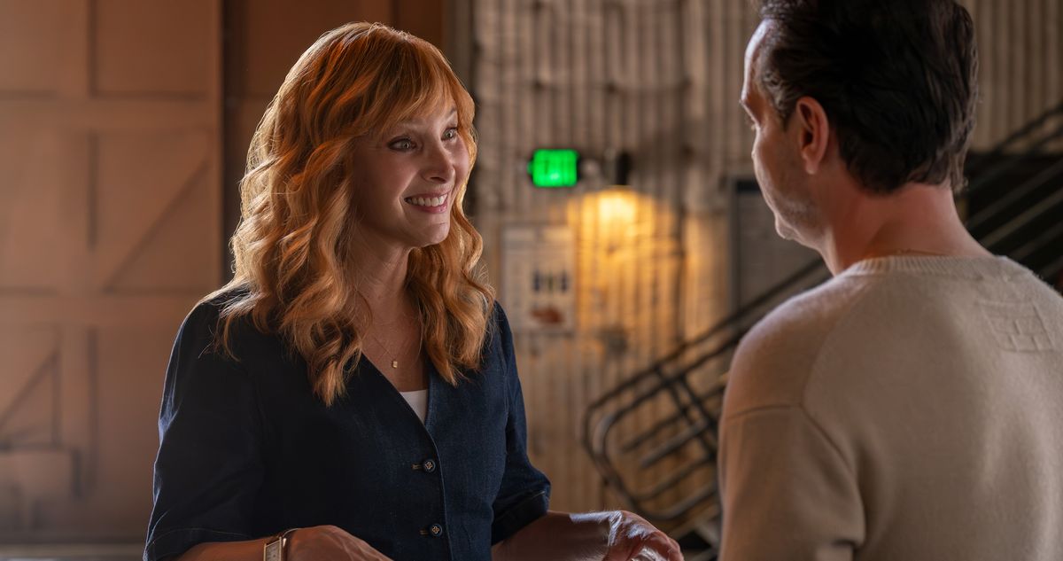 The Comeback Recap, Season 3 Episode 5: Val Lights a Candle