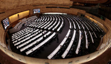 Bangkok Post - Lawmaker pensions stir big debate
