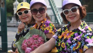 Bangkok Post - Poll: Elderly have little money, but most not depressed