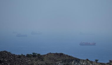 Oil prices rise anew after a US-Iran standoff in the Strait of Hormuz strands tankers