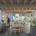House SI / Iragüen Viñuela Arquitectos - Interior Photography, Chair, Beam