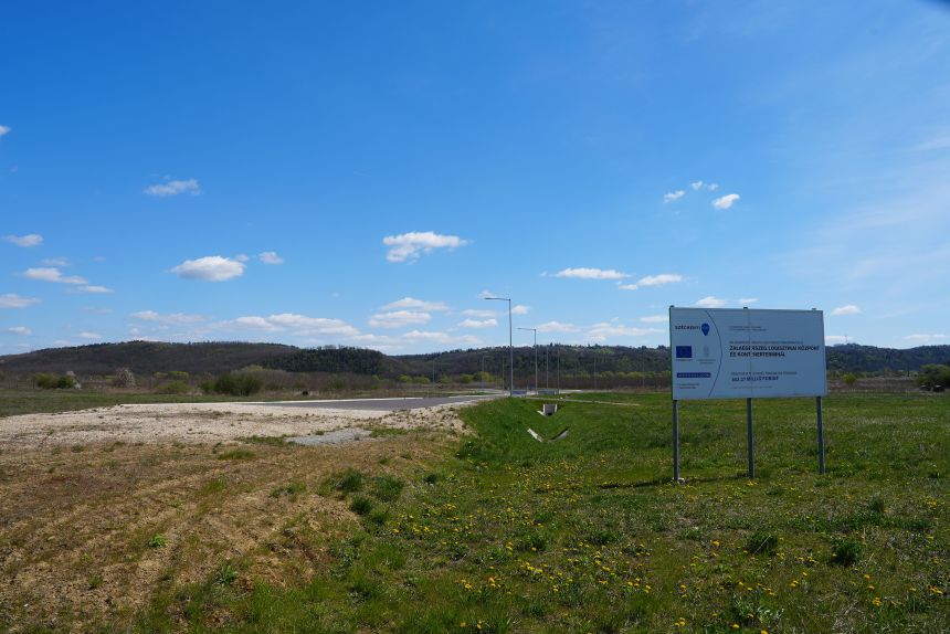 The sign next to the roundabout announces that it was built with 503.37 million forints (about $1.5 million) of EU funds.