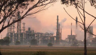 'Unprecedented' fire at Australian oil refinery to impact nation's petrol supplies