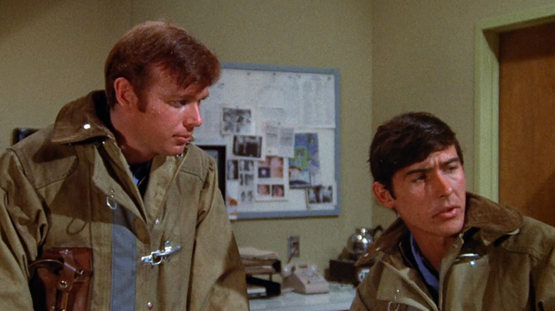 Roy DeSoto as Kevin and John Cage as Randolph in beige jackets in Emergency!