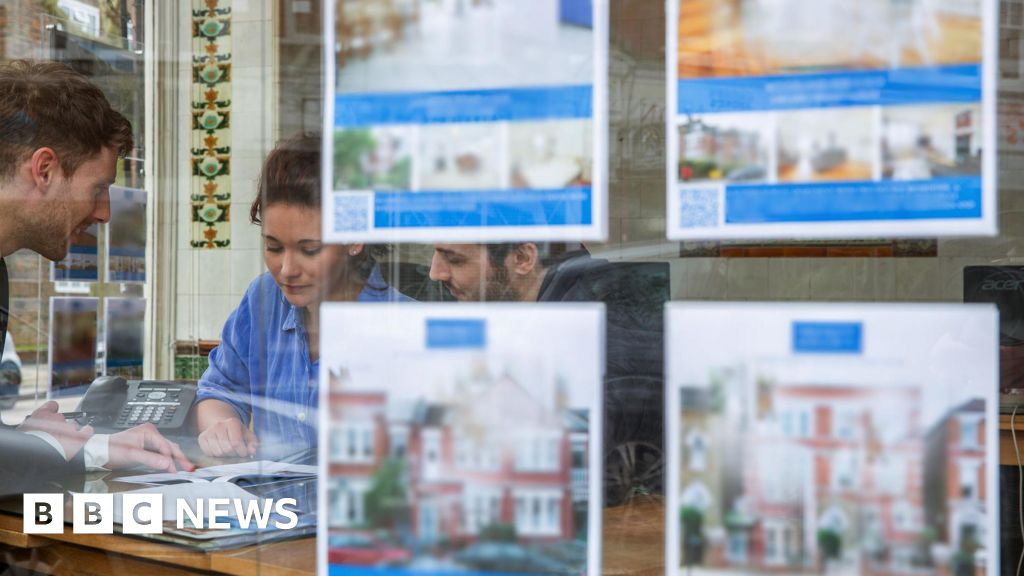 Mortgage rates show signs of falling after Iran war peak - BBC