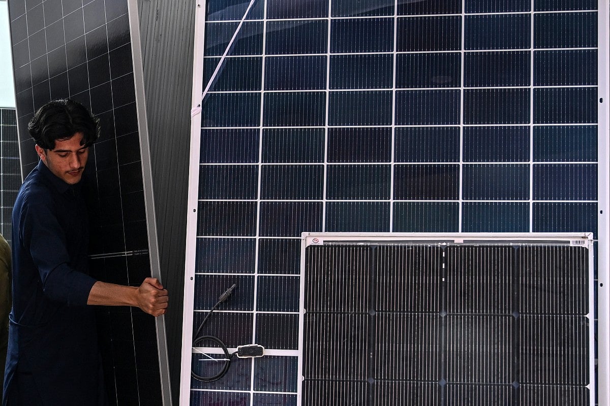 How Citizen-Led Rooftop Energy Became a Geopolitical Buffer and Cut Costly Fuel Imports