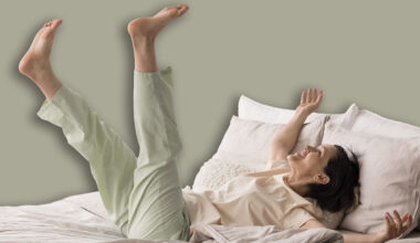 Gentle Bed Exercises to Restore Muscle Tone After 65