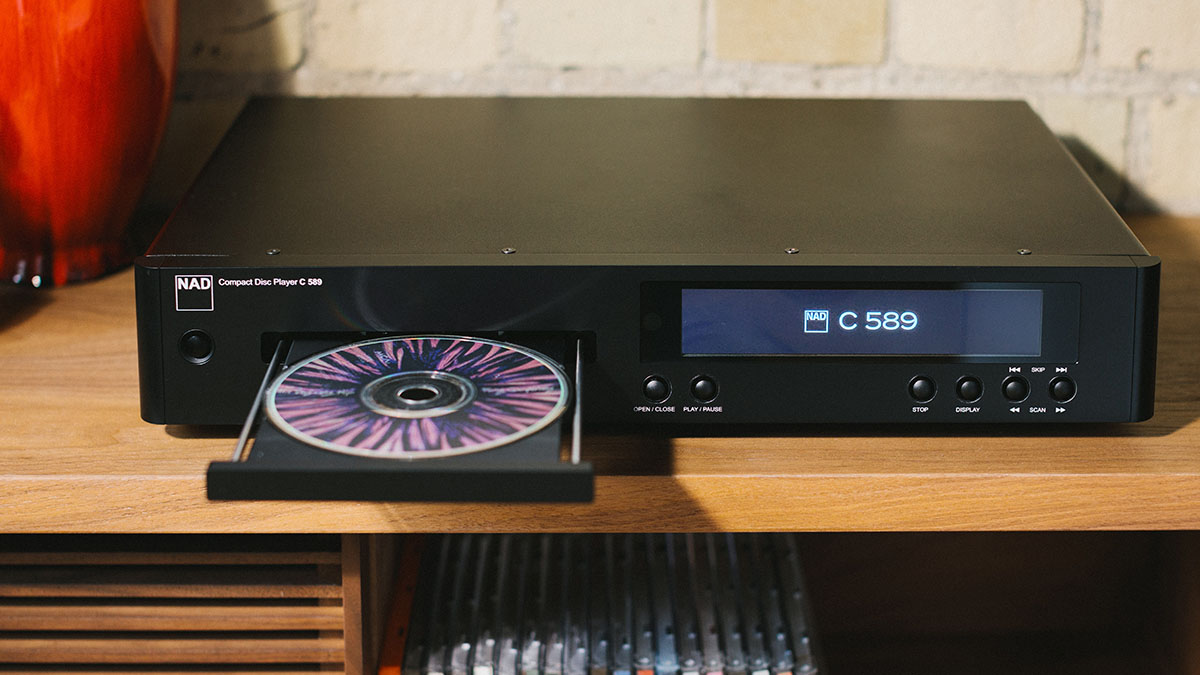 NAD Introduces C 589 CD Player Featuring ESS Sabre DAC and QRONO d2a Digital Processing