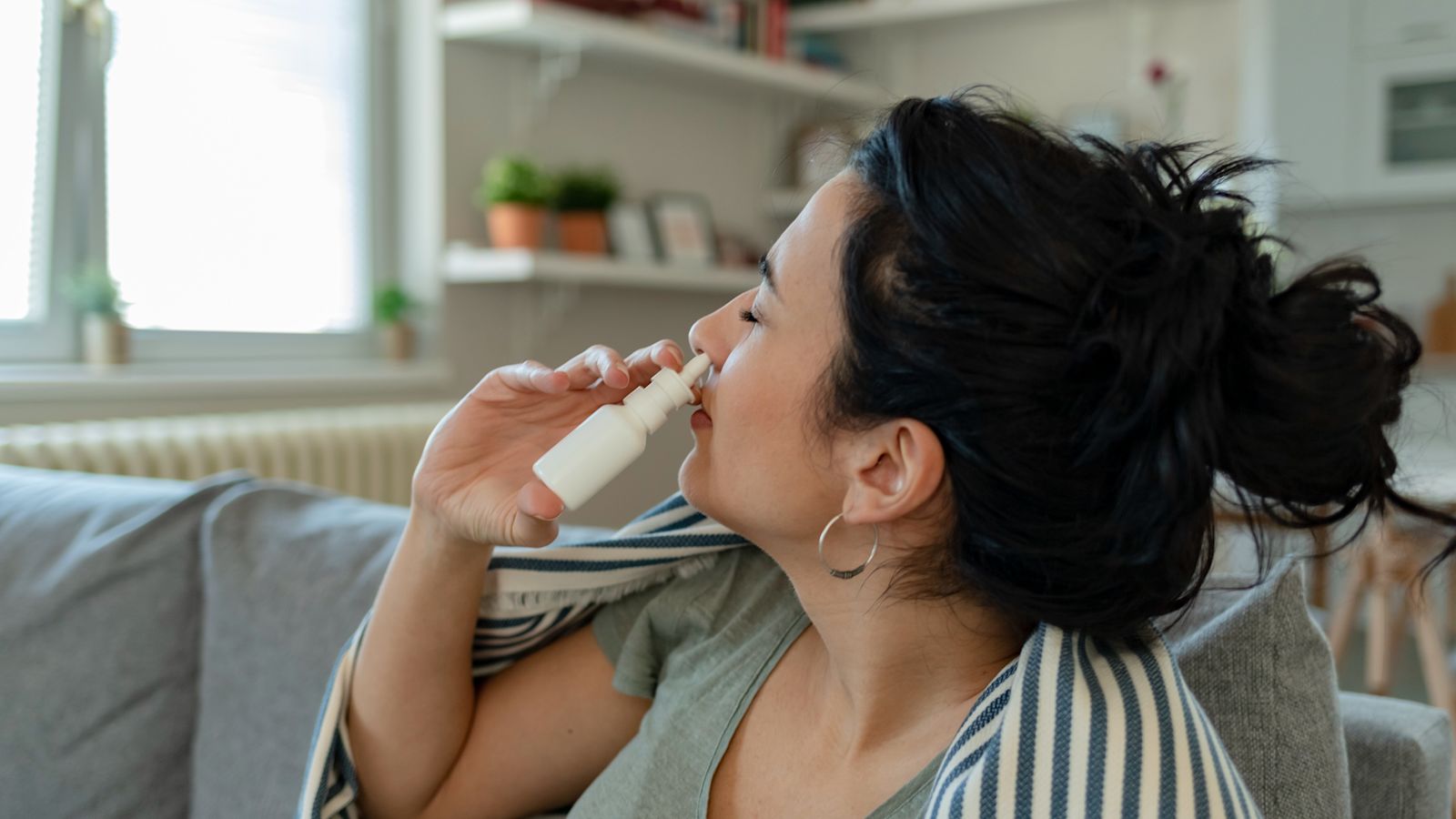 Recommended use of some nasal sprays limited to five days, regulator announces