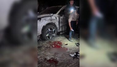 Israeli air strike hits crowd in Gaza City | Gaza