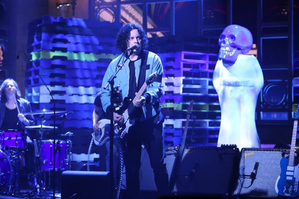 Jack White Performs 'Derecho Demonico' and 'G.O.D.'
