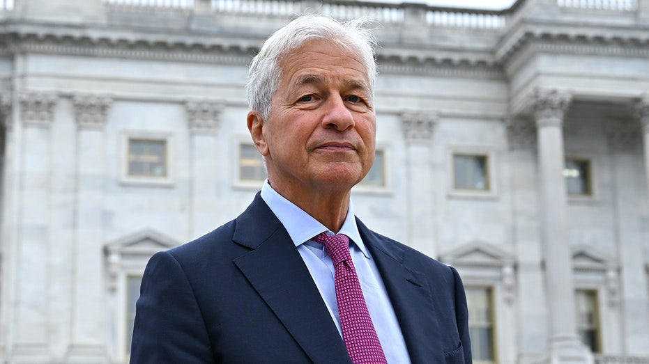 Jamie Dimon leaves Capitol after meeting with Senate Republicans on economic policy.