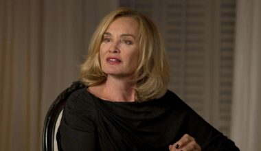 Jessica Lange Returns In First Season 13 Photos