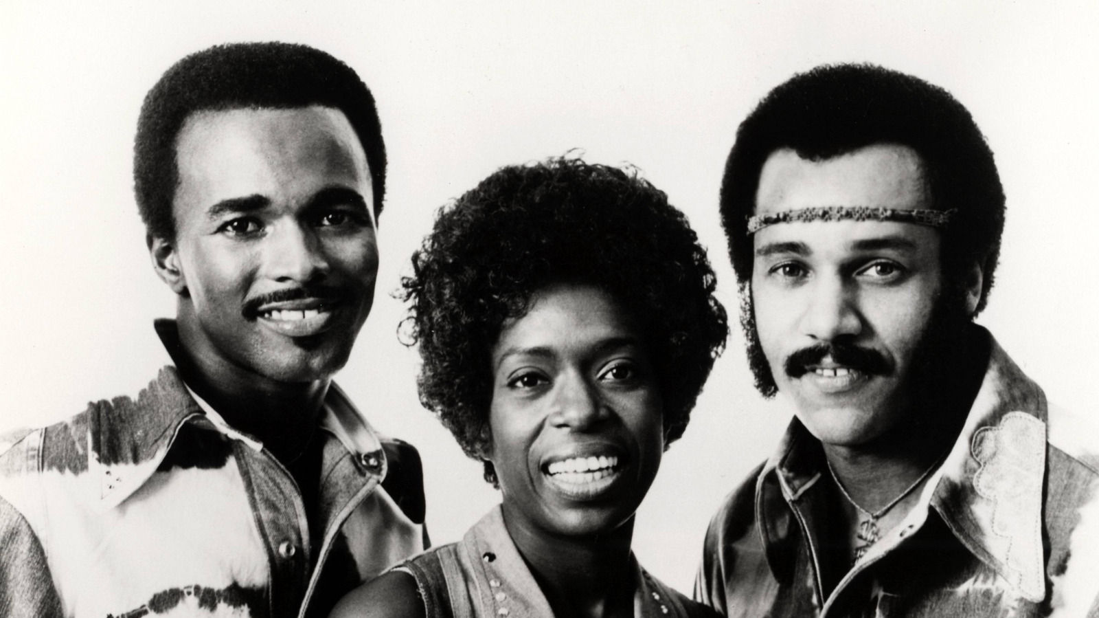 5 One-Hit Wonder Love Songs From The '70s We're Still Head Over Heels For