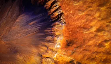 Life on Mars? Tiny cells just survived shock waves and toxic soil