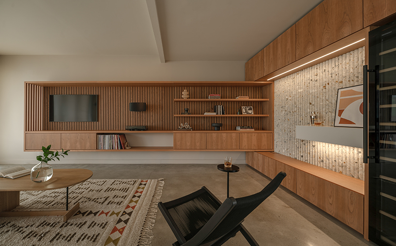 interlocking millwork volumes reshape brooklyn apartment into layered interior - 2