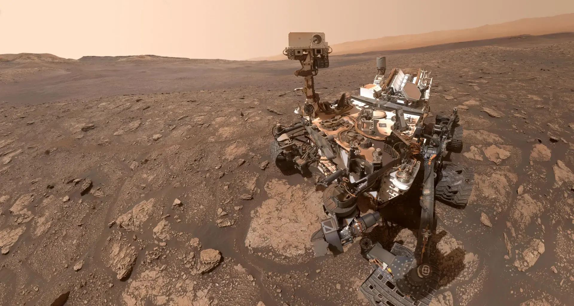NASA Curiosity rover finds mysterious life linked molecules on Mars