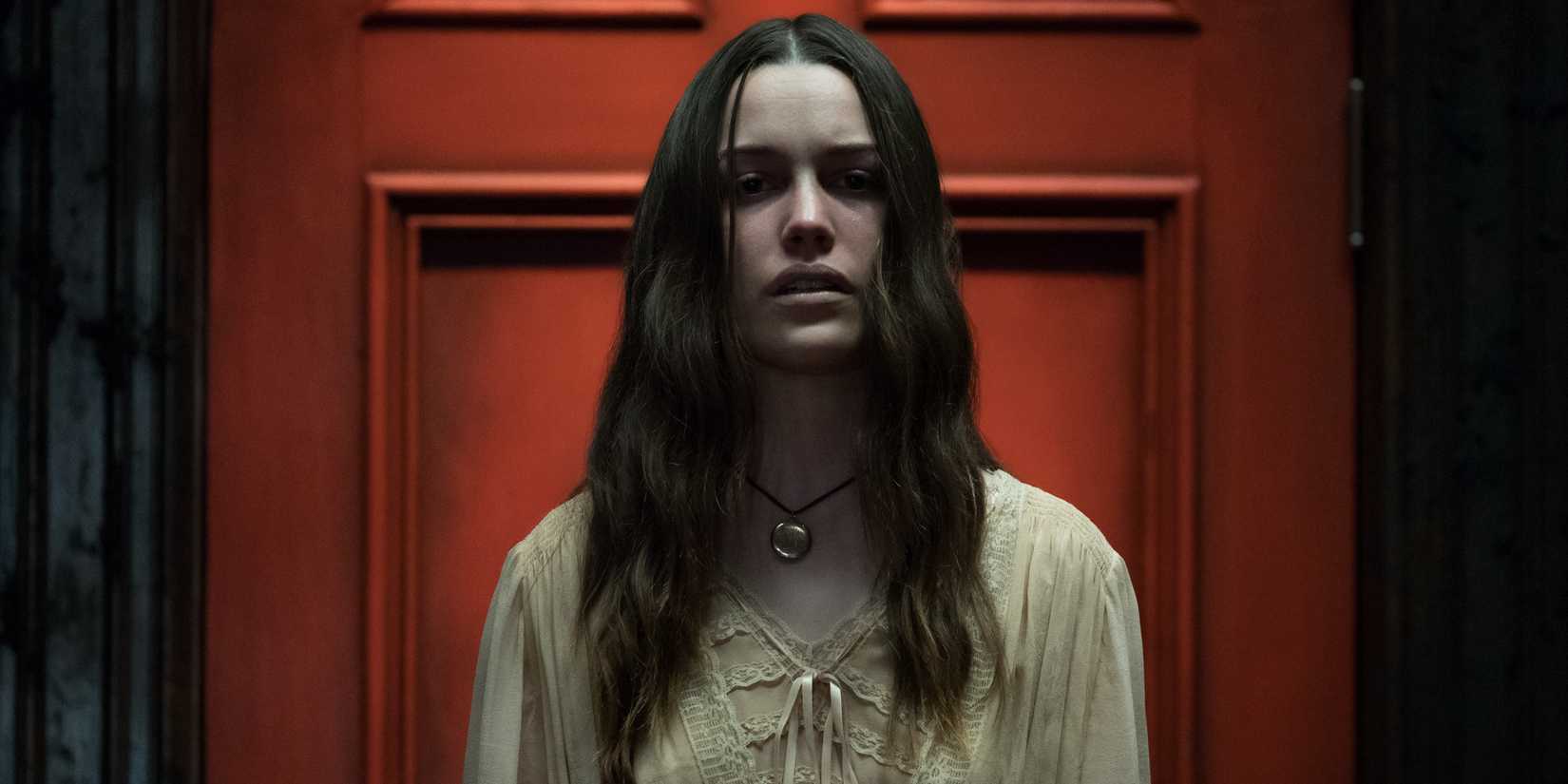 Nell's ghost in The Haunting of Hill House