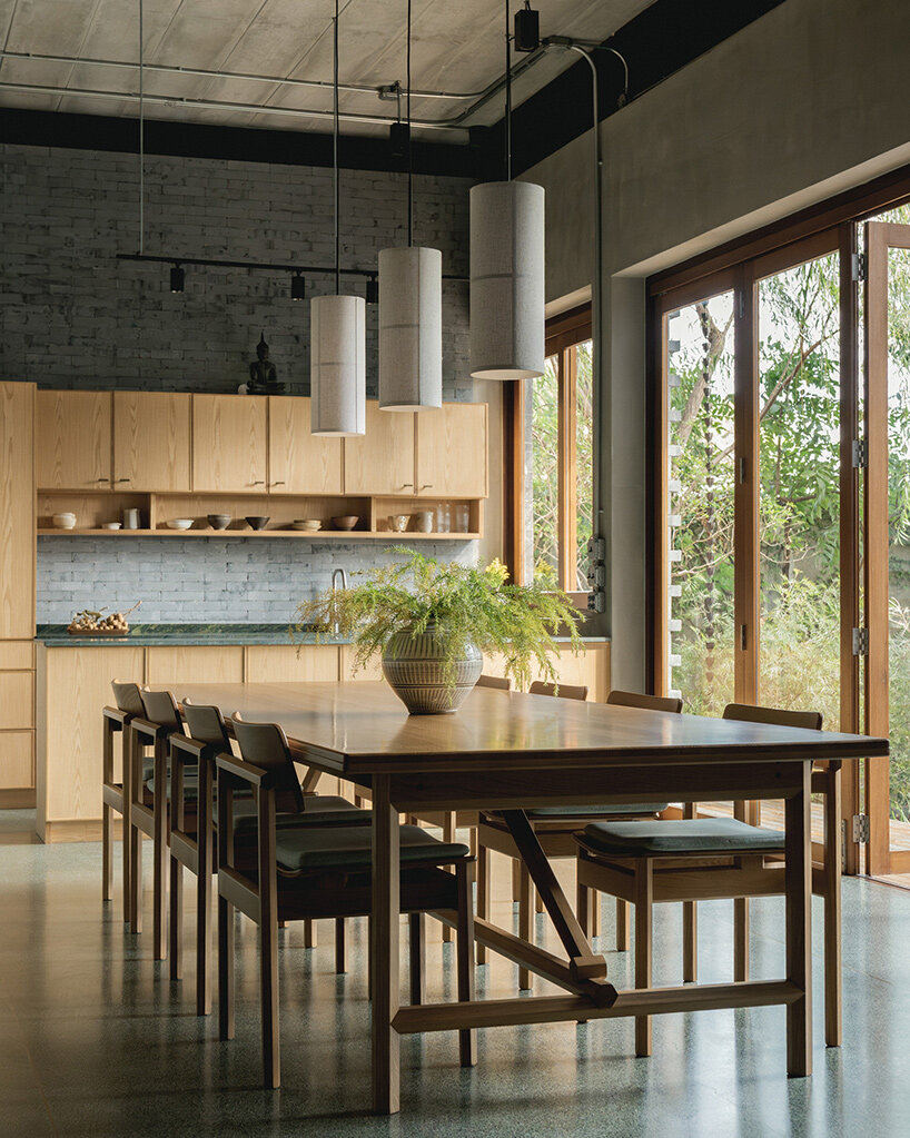 H168 House Only Human