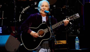 Watch Paul Simon play 'Something So Right' for the first time in 33 years on 'Colbert'