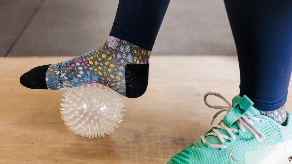 6 stretches to relieve plantar fasciitis pain, according to a physical therapist