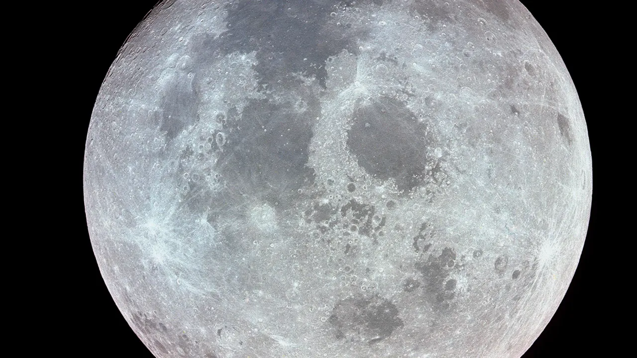 Apollo 11 - View of the Moon