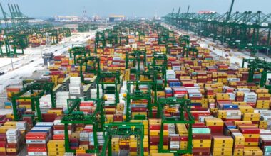 Singapore's March non-oil exports rise 15.3% on strong AI-driven electronics demand