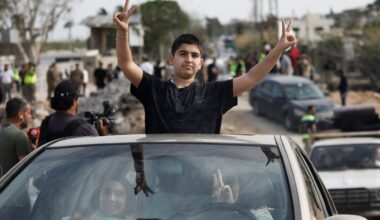 Displaced Lebanese return as Israeli shelling violates ceasefire in south | Israel attacks Lebanon News