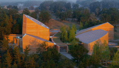 safdie architects' cherokee heritage center to be a cluster of rammed earth blocks