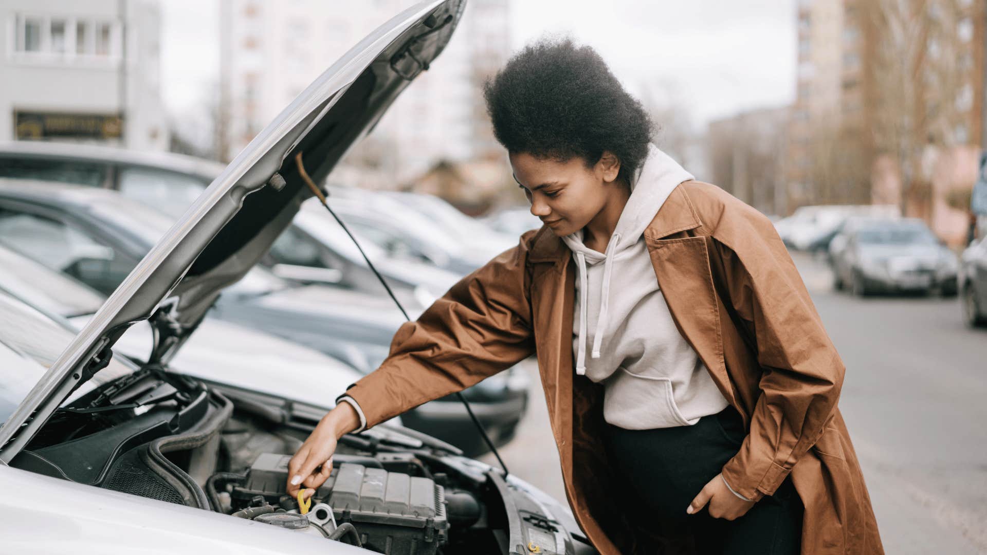 small ways frugal people make their lives easier without spending more they repair broken items