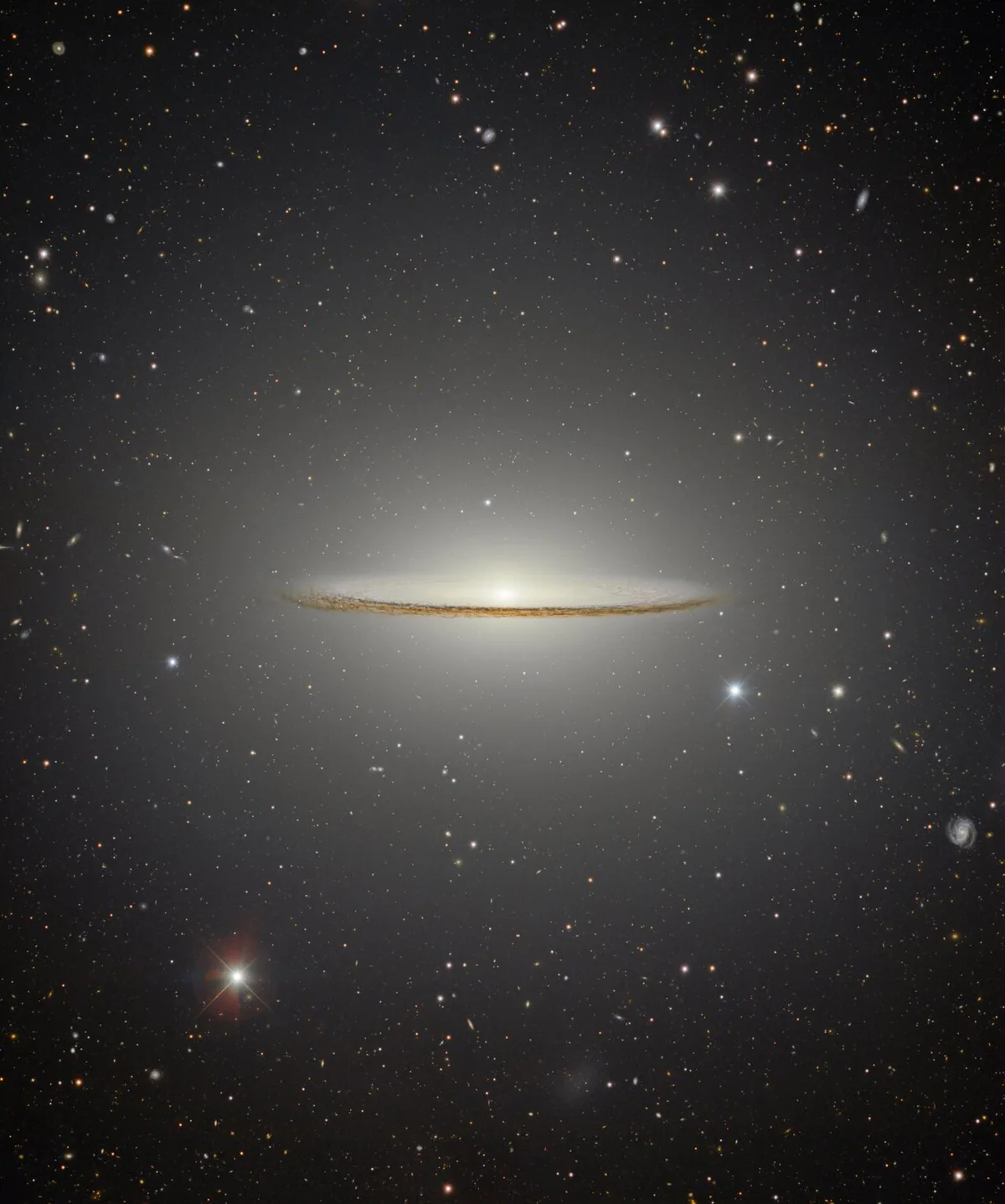 A view of the Sombrero Galaxy captured by the Dark Energy Camera. Credit: CTIO/NOIRLab/DOE/NSF/AURA. Image Processing: T.A. Rector (University of Alaska Anchorage/NSF NOIRLab), D. de Martin & M. Zamani (NSF NOIRLab)