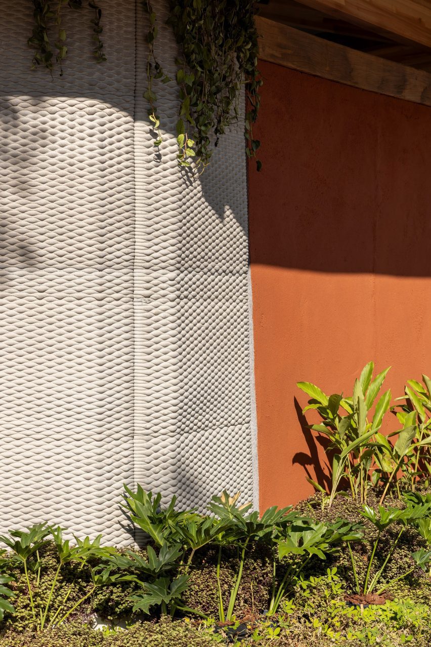 3D printed wall at Superlimao pavilion 