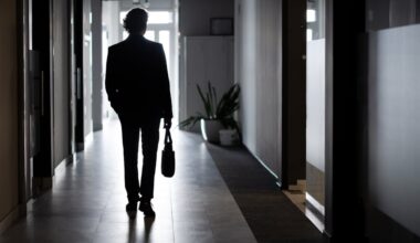 Ex-Microsoft engineer blames Azure problems on talent exodus • The Register