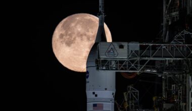NASA is practicing moonwalks. When are we going back? : Short Wave : NPR