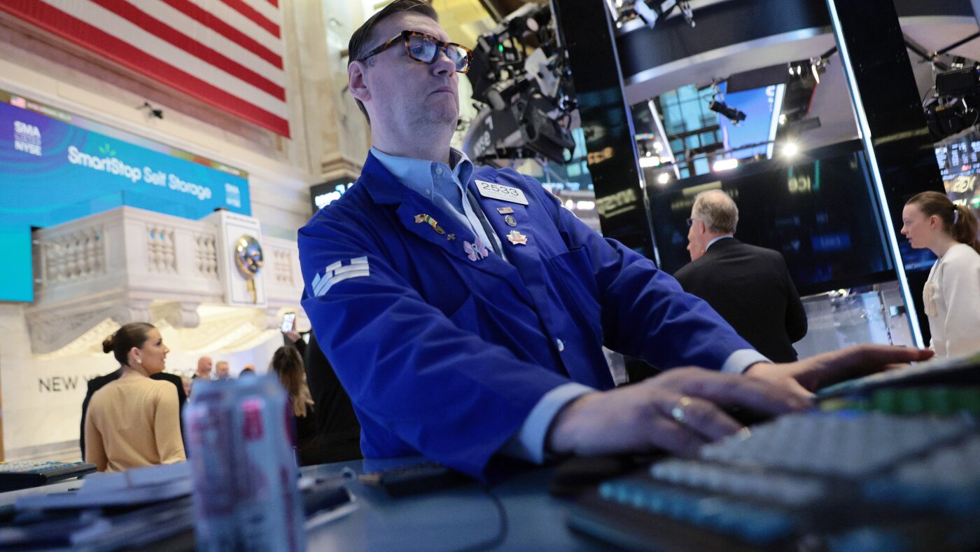 Oil prices plunge and stocks soar after Iran ceasefire : NPR