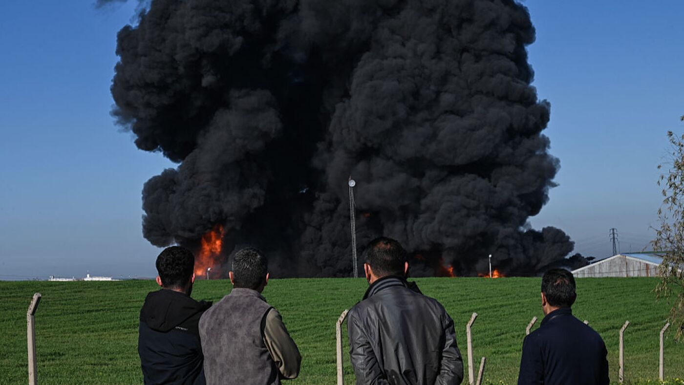 Iran continues strikes across the Persian Gulf despite Trump’s warning : NPR