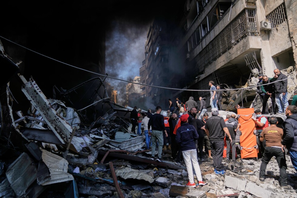 Iran war live updates: Strait of Hormuz closure, Israel strikes Lebanon