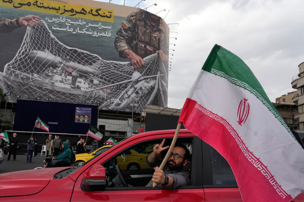 Iran war live updates: Israel and Lebanon hold rare direct talks as US keeps up blockade on Iran