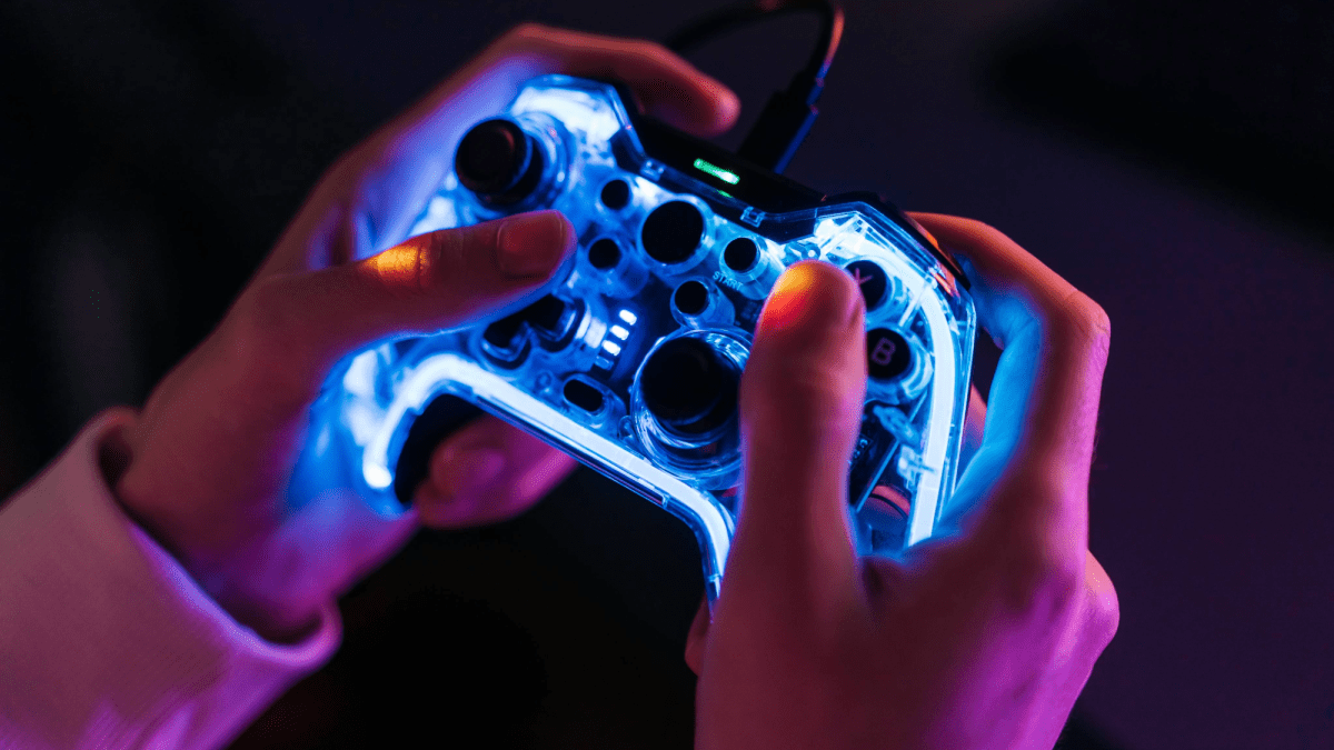 Humans can still beat AI at video games