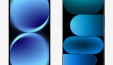 Two smartphones are shown side by side: an Apple iPhone 18 Pro labeled '2026' with a pill-shaped camera cutout, and an iPhone 20 Pro labeled '2027' with a centered hole-punch camera.