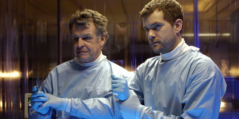 Walter and Peter next to each other in scrubs
