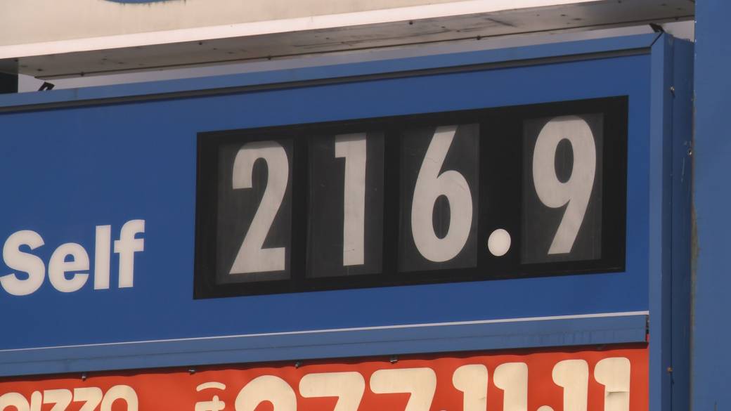 Click to play video: 'Union calls for more remote work due to gas prices'