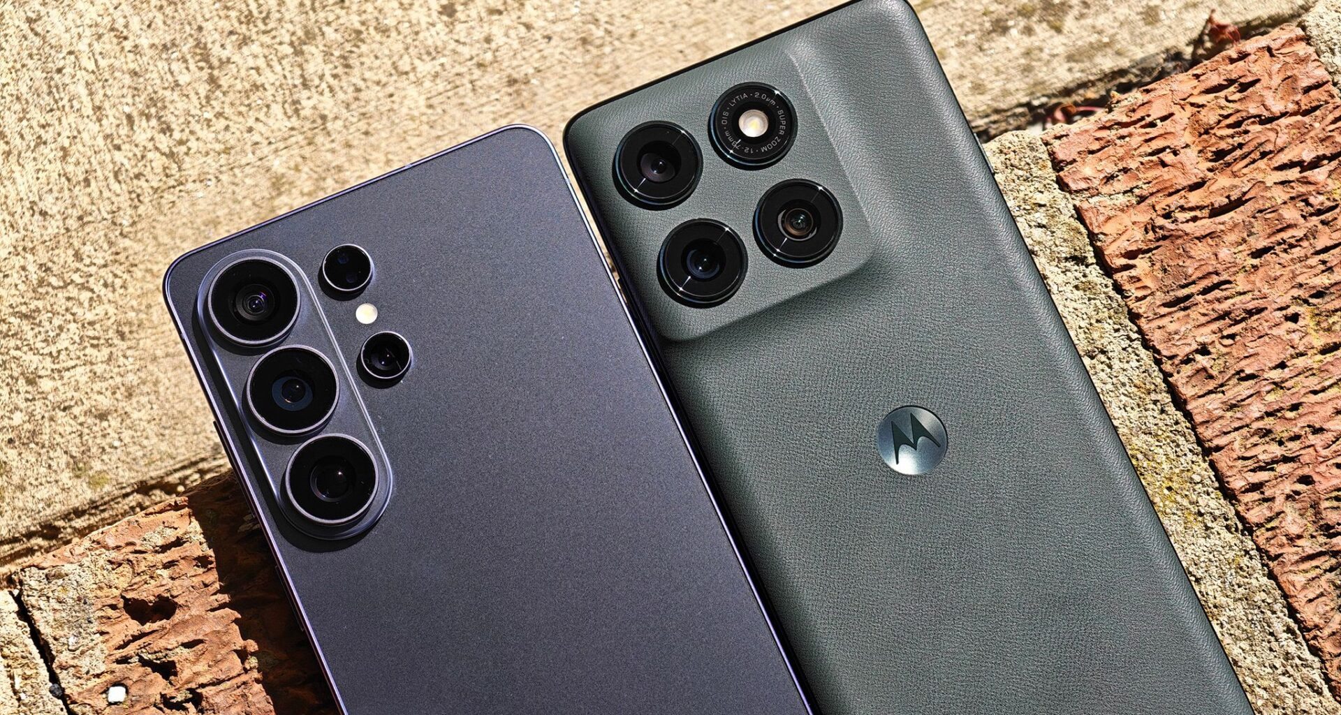 Horizon Lock on the Galaxy S26 Ultra is amazing, but Motorola did it first. Here's how they compare