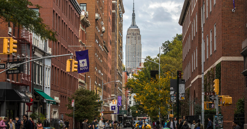 Flag With Swastikas and Star of David Flown at N.Y.U., Police Say